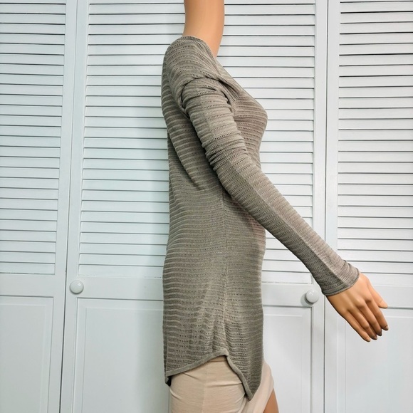 2/$50 EXPRESS Tan Semi Sheer Asymmetrical Hem Long Sleeve Shirt Size Large - Picture 3 of 7